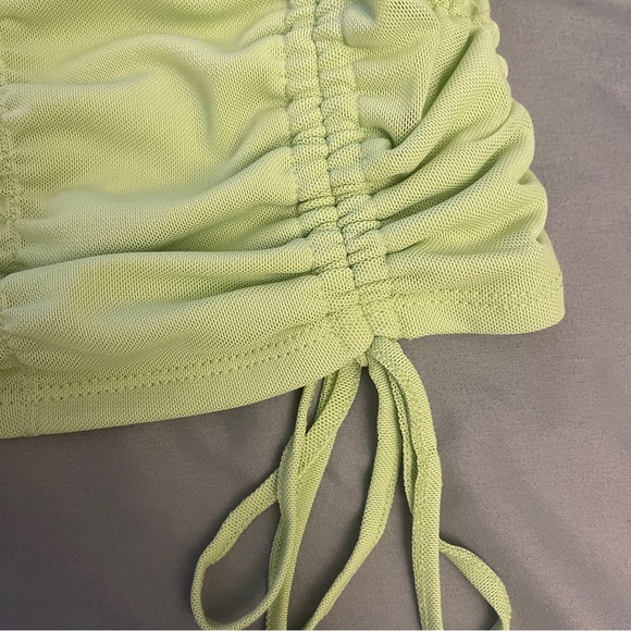 Lime green going out top - Picture 2 of 5